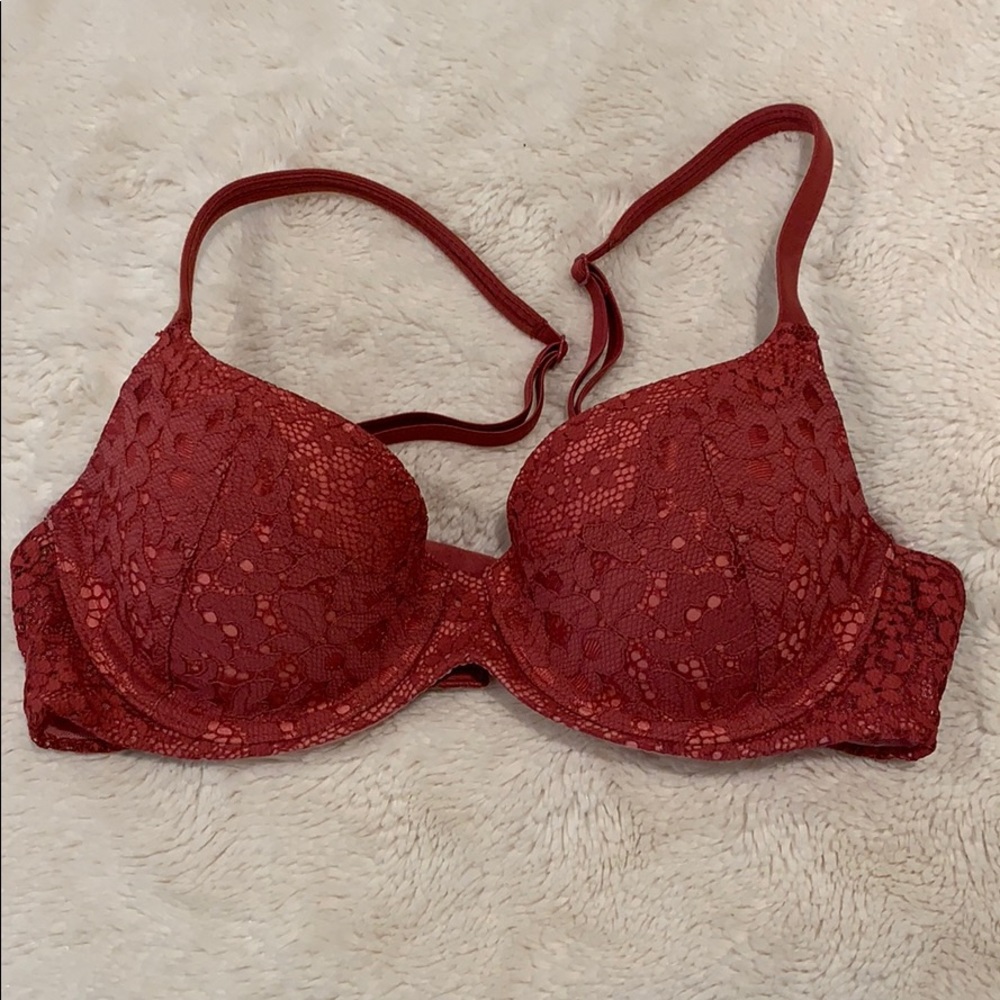 Body by Victoria’s Secret Bra!